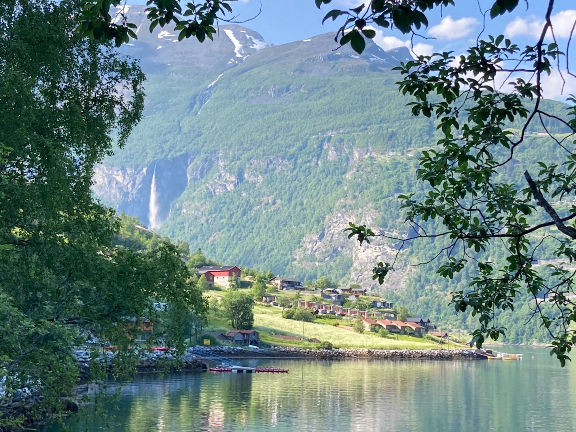 Fjorden Campinghytter Geiranger Exterior photo